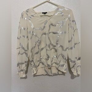 Ann Taylor Factory Petite Blouse Silver Metallic Print Size SP